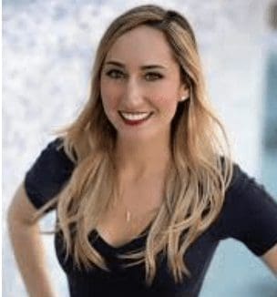 Jackie Heller headshot