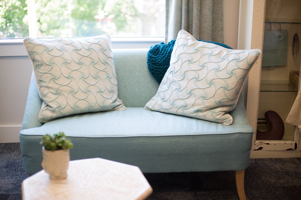 Mist loveseat